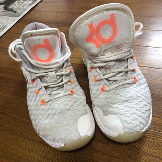 ナイキ(NIKE)のNIKE スニーカー　中古(スニーカー)