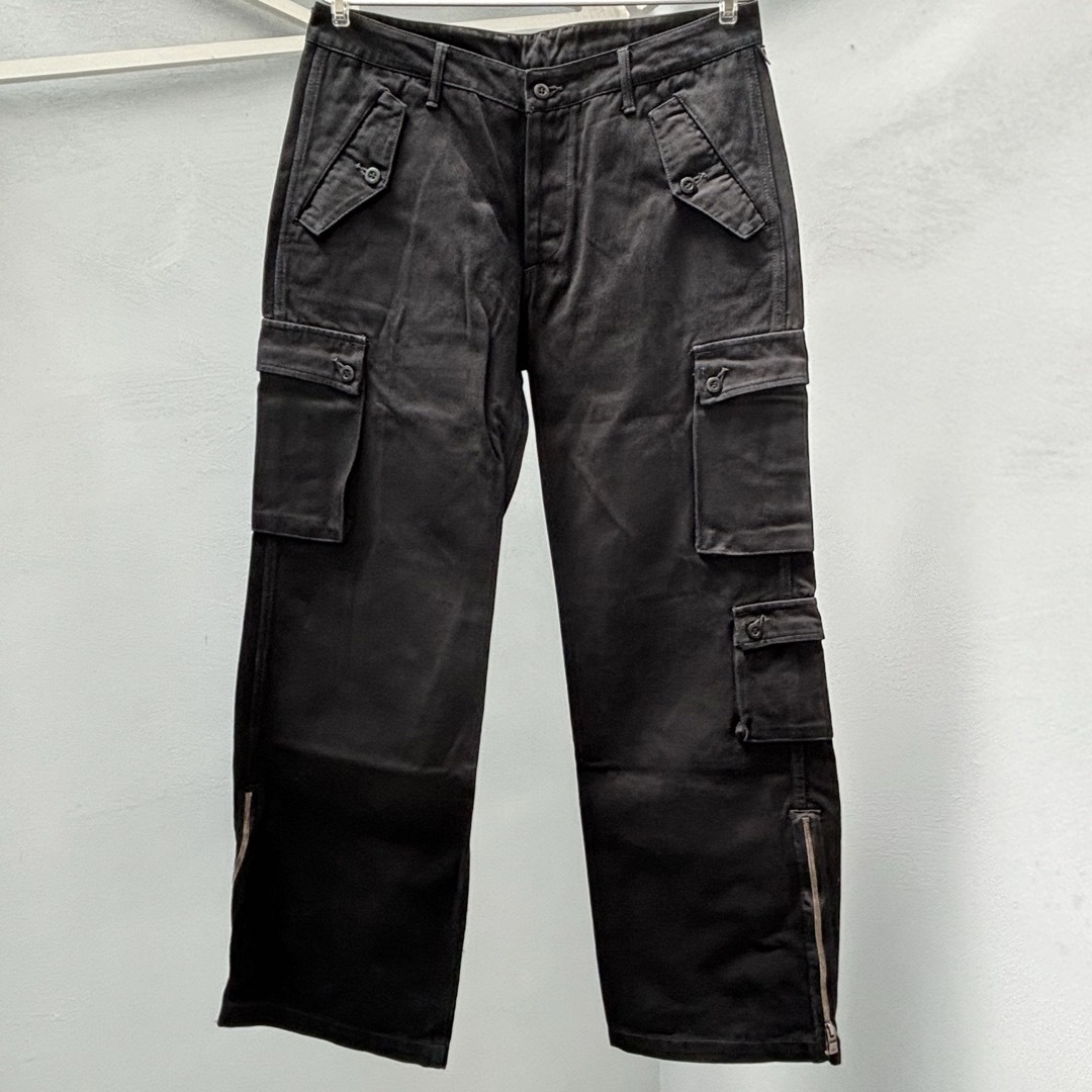 wjk(ダブルジェーケー)のwjk パンツ カーゴパンツ 裾ジップ ジッパー 黒 メンズのパンツ(ワークパンツ/カーゴパンツ)の商品写真