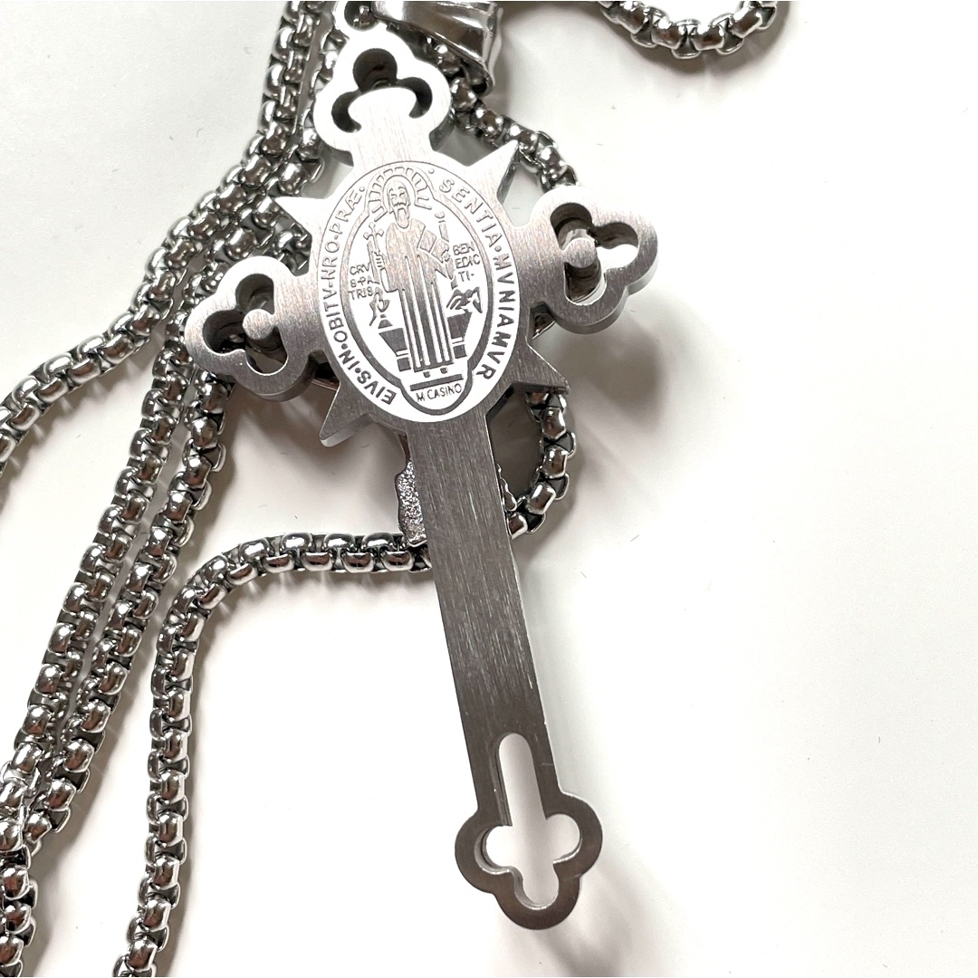 Silver925 聖ベネディクト　イエス　クロス　ネックレス　メンズ　キリスト メンズのアクセサリー(ネックレス)の商品写真