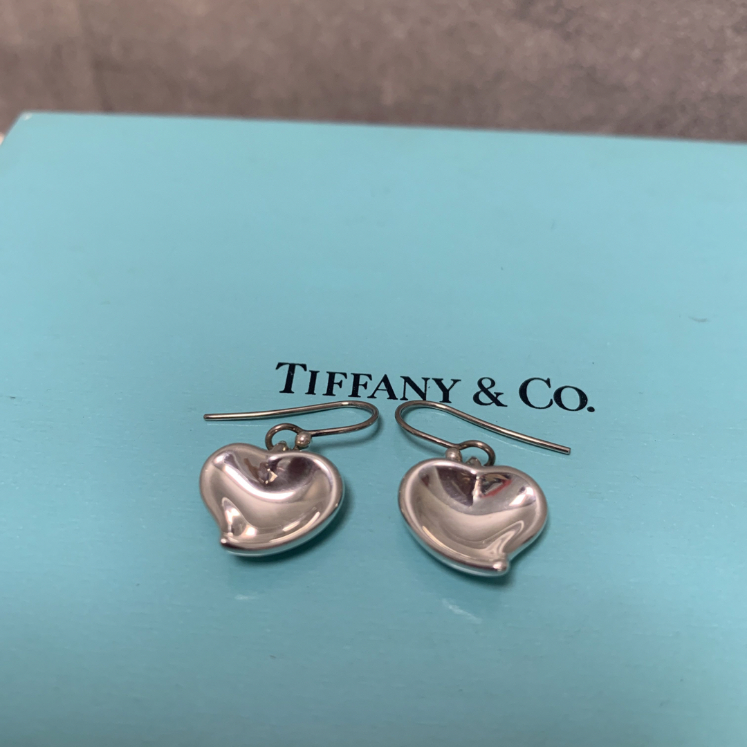 Tiffany & Co.(ティファニー)のTiffany ティファニー　フルハートピアス レディースのアクセサリー(ピアス)の商品写真