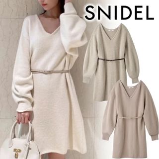 スナイデル(SNIDEL)の♡新品タグ付き♡ファーライクベルテッドミニワンピース♡(ミニワンピース)