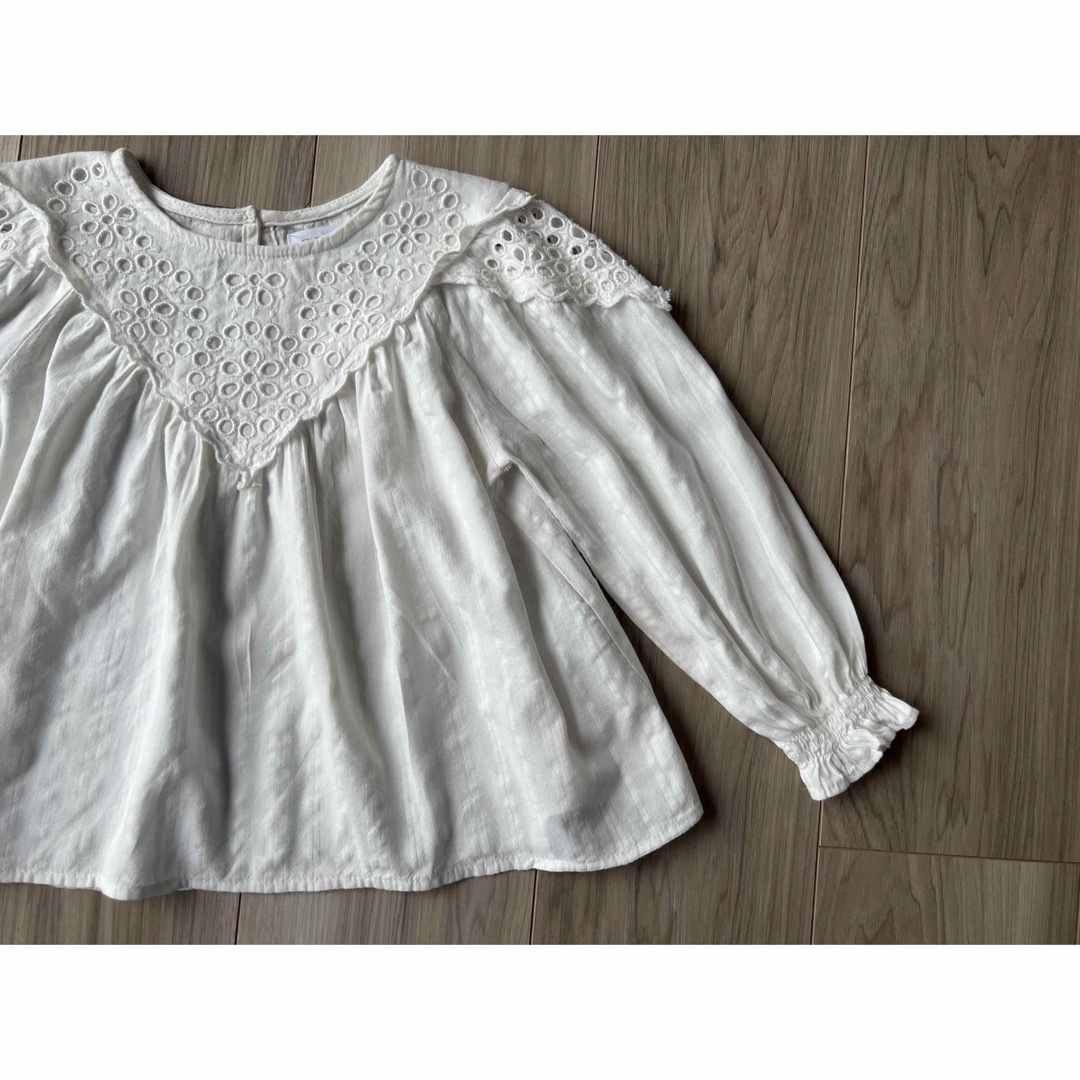 ZARA(ザラ)のZARA ザラ　レース長袖ブラウス　98㎝ キッズ/ベビー/マタニティのキッズ服女の子用(90cm~)(ブラウス)の商品写真