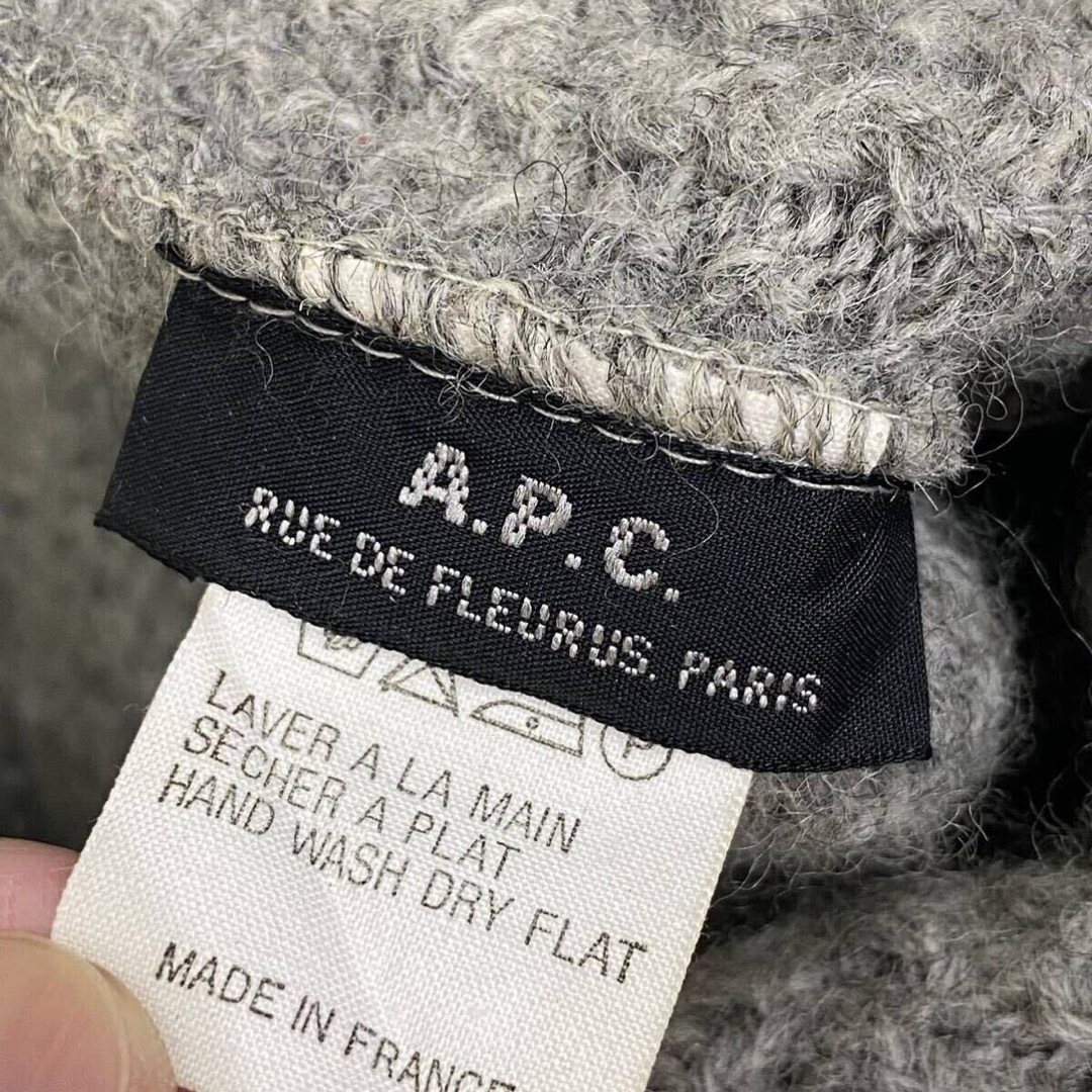 A.P.C(アーペーセー)のA.P.C. ウール ビーニー ニットキャップ フランス製 グレー 系 メンズの帽子(ニット帽/ビーニー)の商品写真