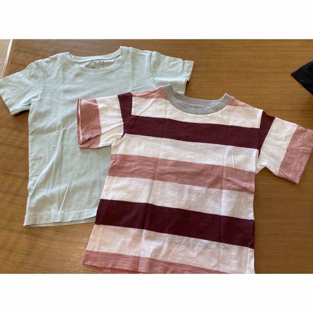 UNIQLO(ユニクロ)の110サイズ 2枚セット キッズ/ベビー/マタニティのキッズ服男の子用(90cm~)(Tシャツ/カットソー)の商品写真