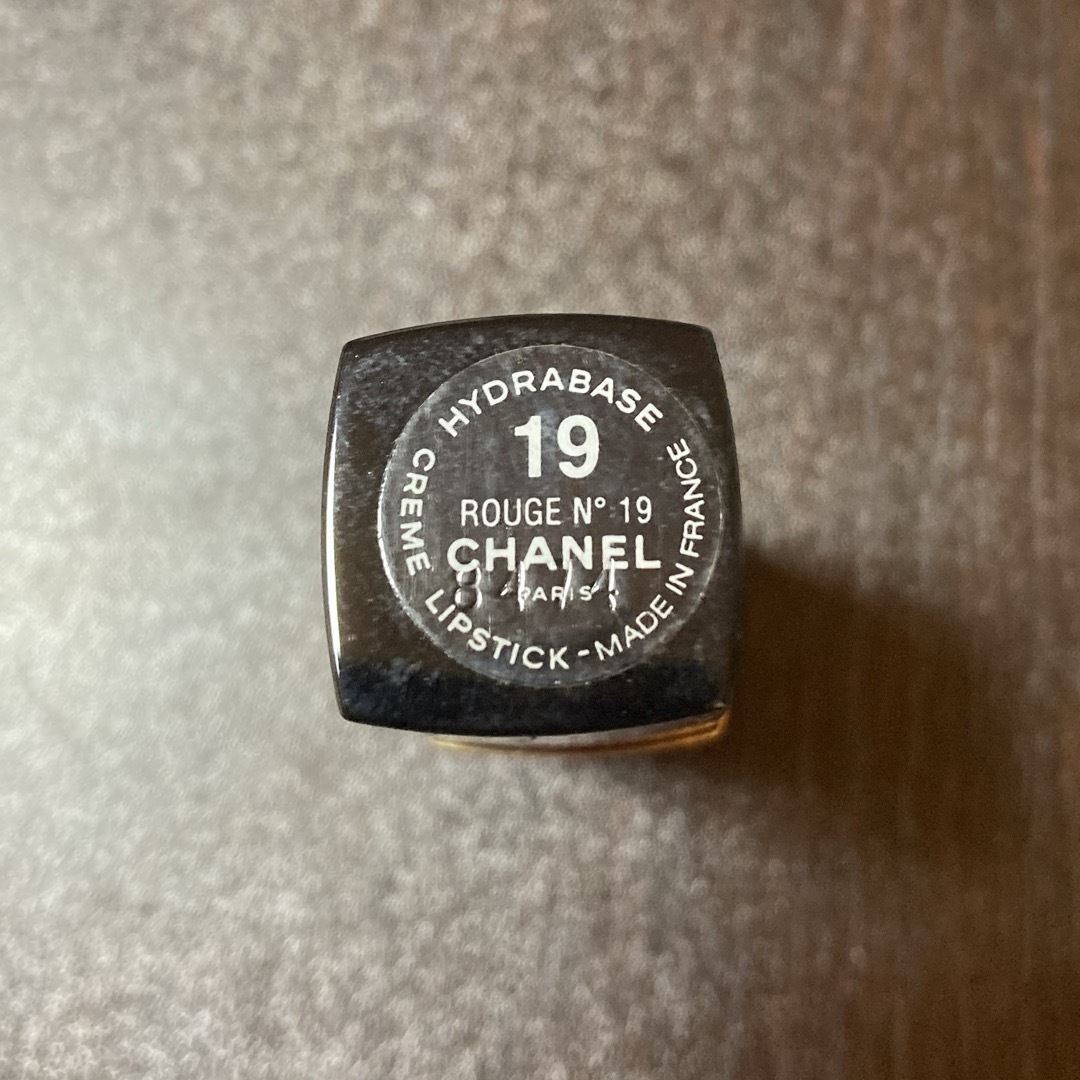 CHANEL(シャネル)のシャネル　口紅　ルージュココ19💄 コスメ/美容のベースメイク/化粧品(口紅)の商品写真