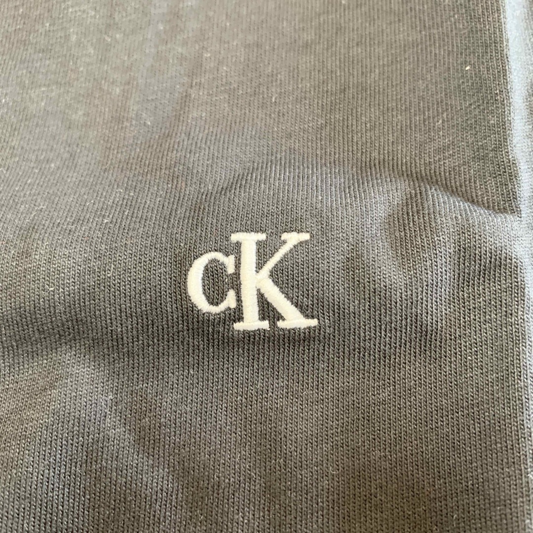 Calvin Klein(カルバンクライン)の【新品】カルバンクライン Tシャツ CKロゴ 黒 M レディースのトップス(Tシャツ(長袖/七分))の商品写真