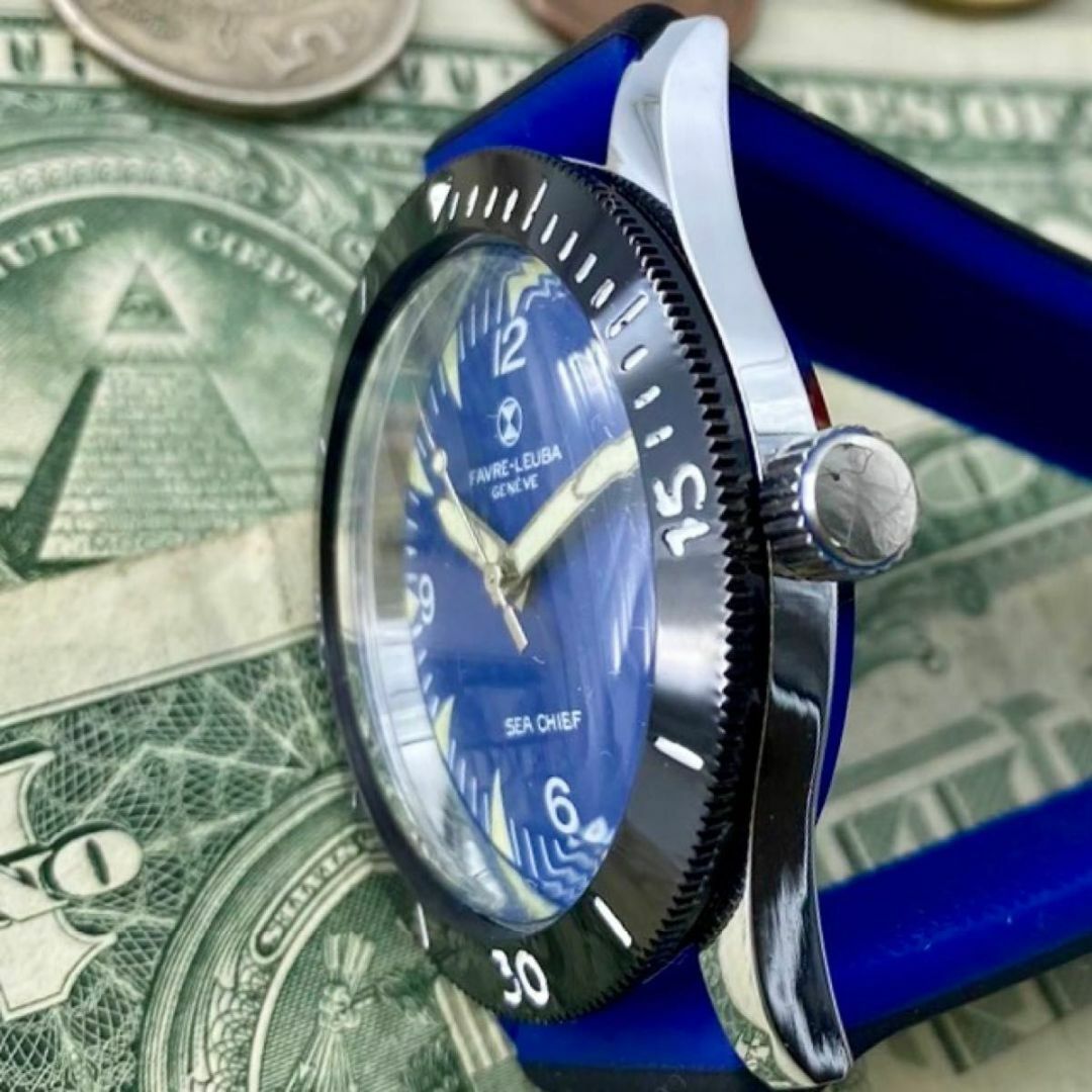 【個性的デザイン】ファーブルルーバ メンズ腕時計 ブルー 手巻き ヴィンテージ メンズの時計(腕時計(アナログ))の商品写真