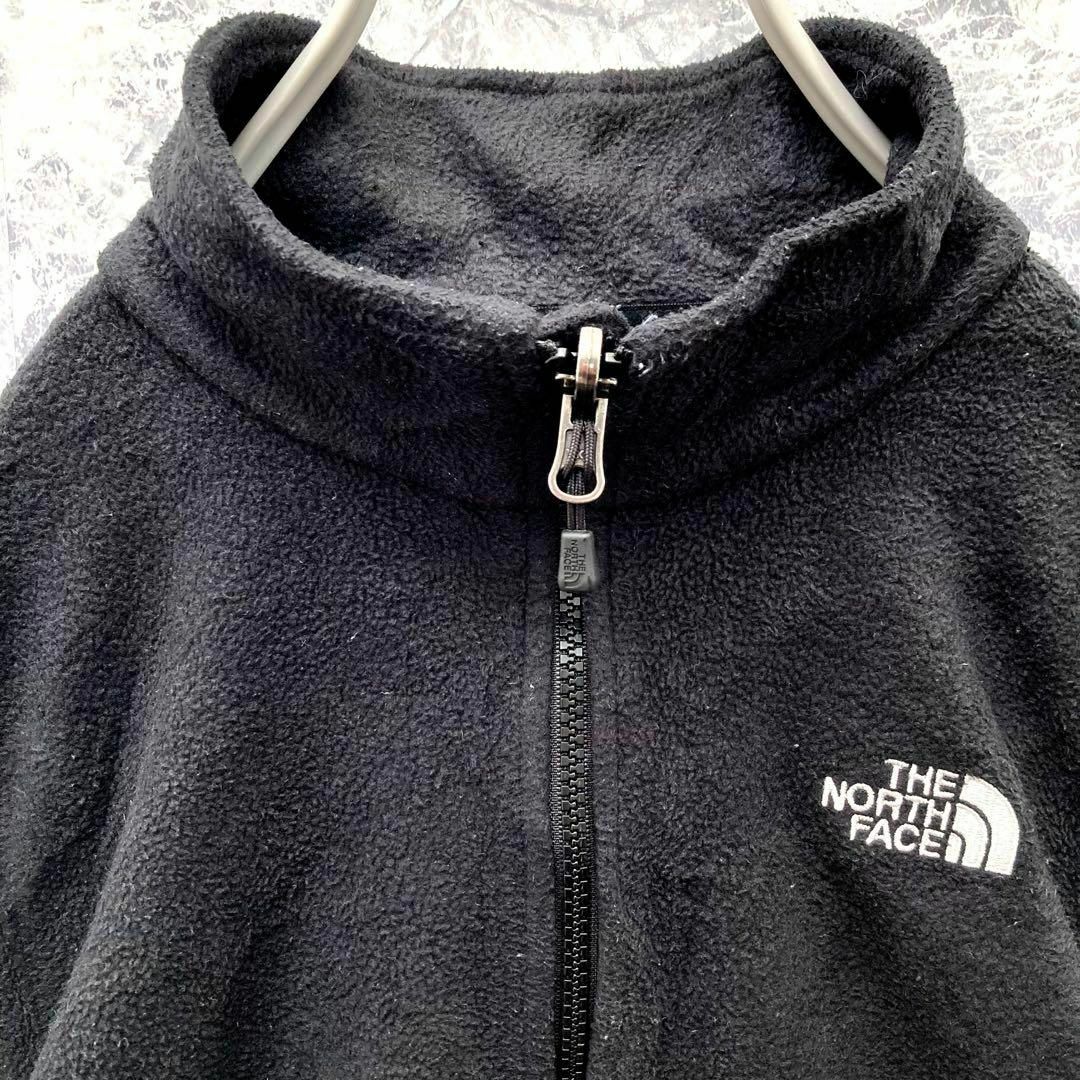 THE NORTH FACE(ザノースフェイス)のIN89 US規格ノースフェイスワンポイント刺繍ロゴフリースジャケットMサイズ レディースのジャケット/アウター(ブルゾン)の商品写真