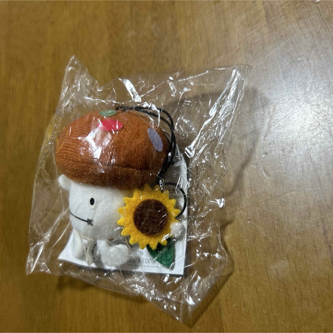 ドコモダケのストラップ エンタメ/ホビーのおもちゃ/ぬいぐるみ(キャラクターグッズ)の商品写真