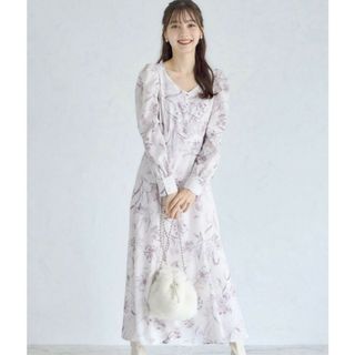 トッコ(tocco)の新品♡tocco closetマーメイドラインニュアンスラインフラワーワンピース(ロングワンピース/マキシワンピース)