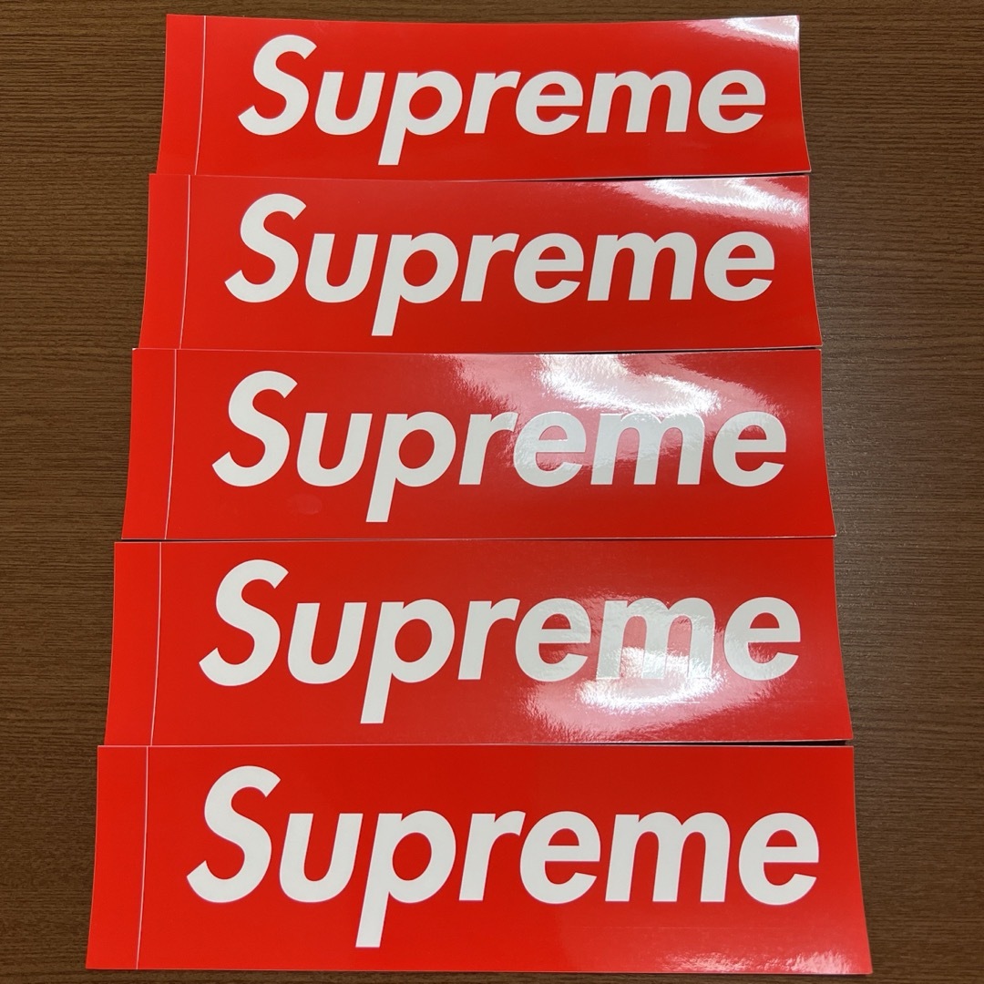 Supreme(シュプリーム)のSupreme ステッカー 5枚 自動車/バイクのバイク(ステッカー)の商品写真