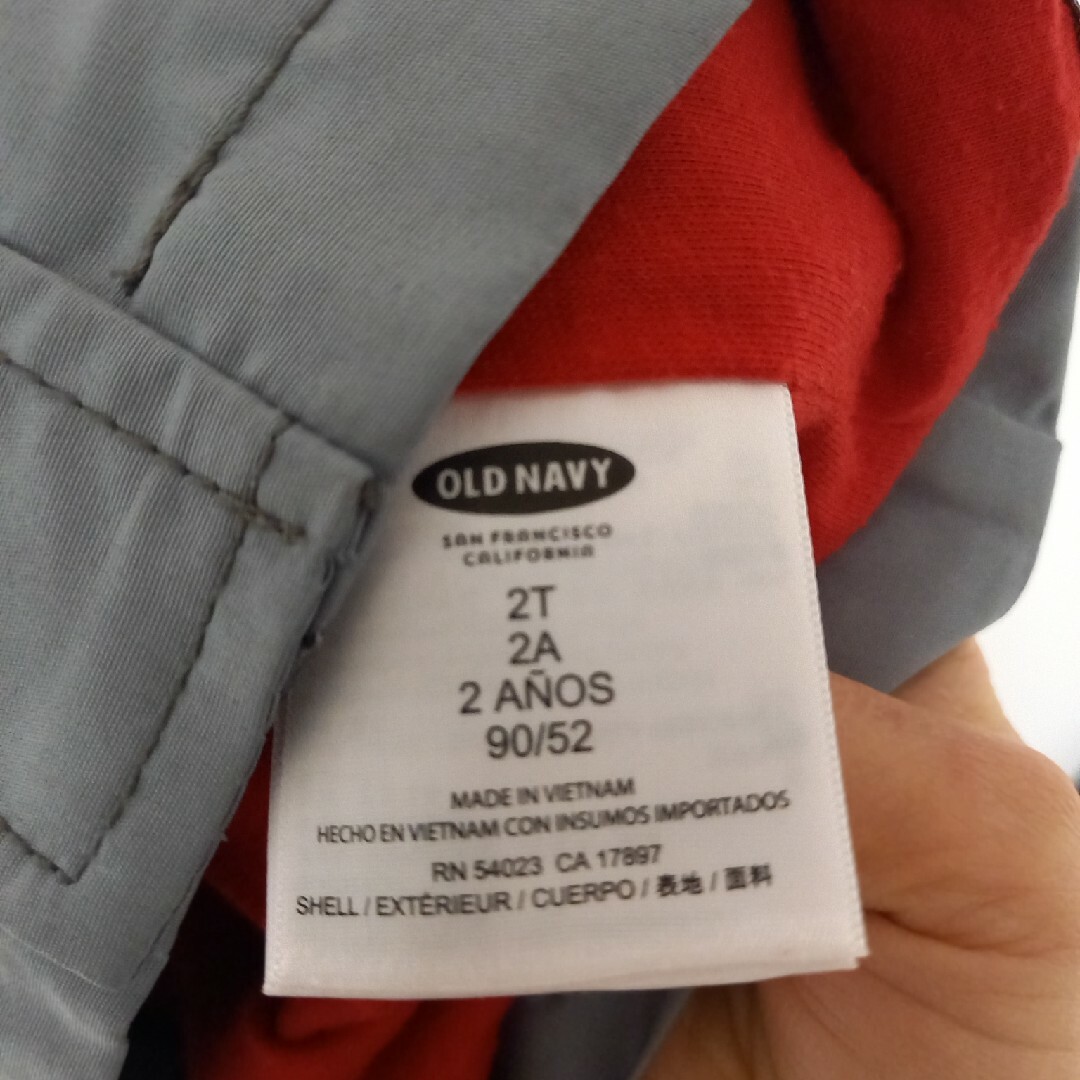 Old Navy(オールドネイビー)のオールドネイビー マウンテンパーカ 赤 グレー レッド キッズ/ベビー/マタニティのキッズ服男の子用(90cm~)(ジャケット/上着)の商品写真