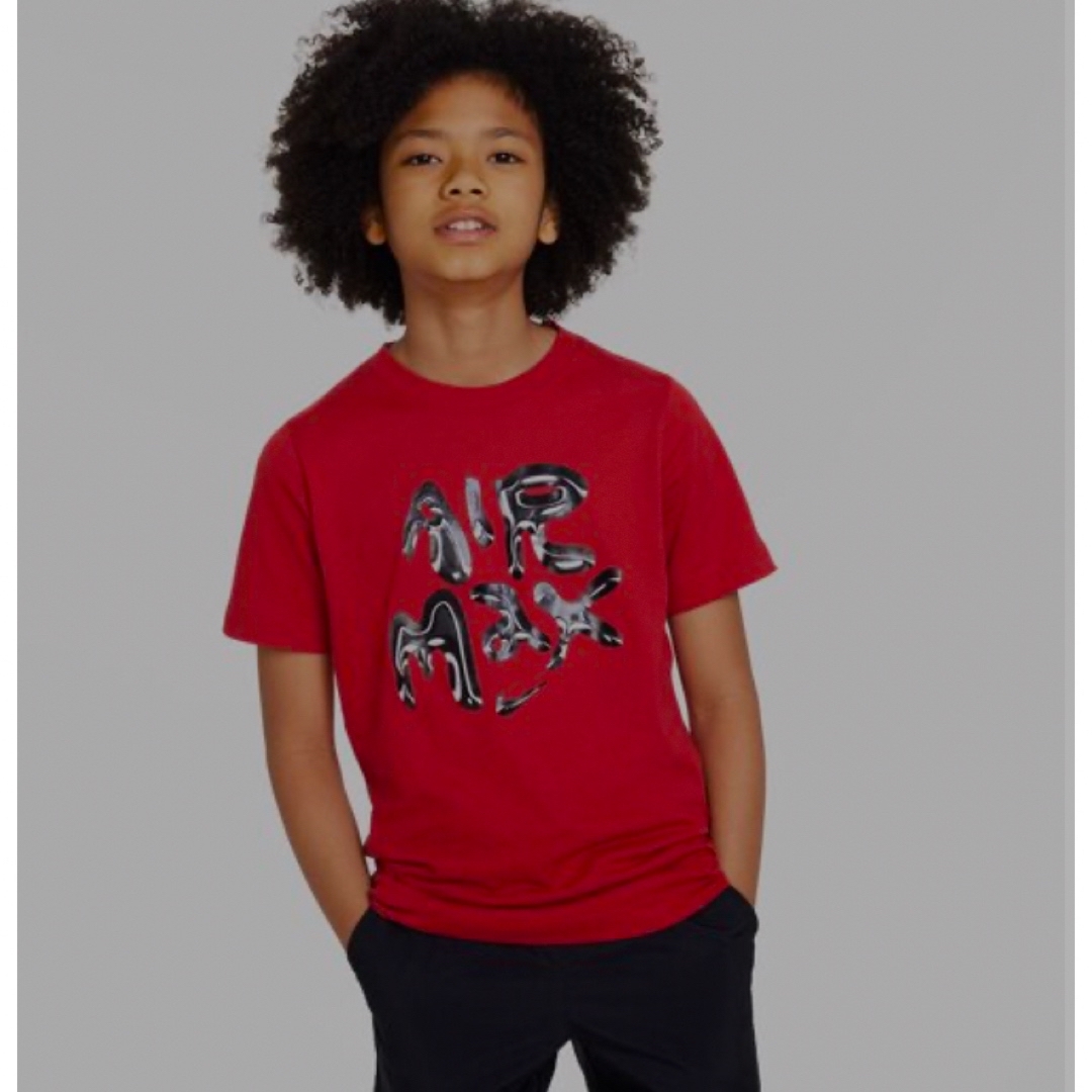NIKE(ナイキ)の【美品】NIKE Tシャツ　赤　XS キッズ/ベビー/マタニティのキッズ服男の子用(90cm~)(Tシャツ/カットソー)の商品写真