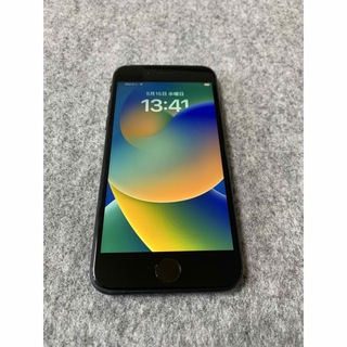 アイフォーン(iPhone)の美品 国内版 SIMフリー iPhoneSE 第2世代 64GB ブラック色(スマートフォン本体)