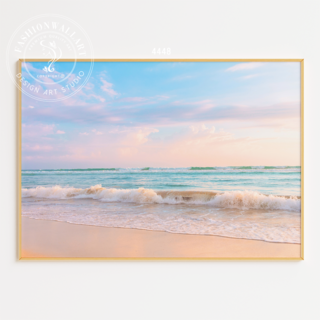 平和なビーチの朝  柔らかい色調の海辺のアート インテリアポスター 海外アート