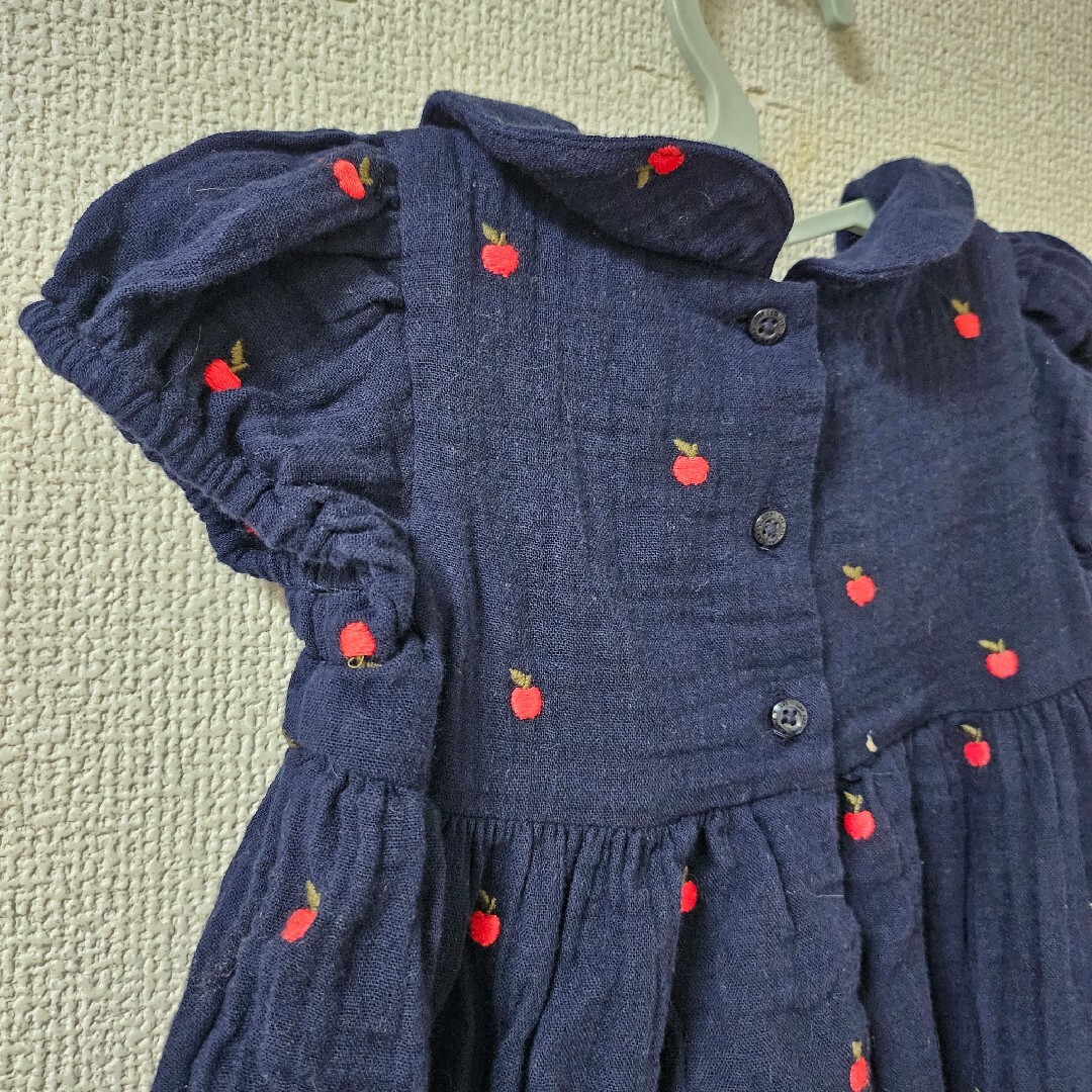 babyGAP(ベビーギャップ)のGAP ワンピース 70cm 12M 女の子 夏 襟つき 半袖 キッズ/ベビー/マタニティのベビー服(~85cm)(ワンピース)の商品写真