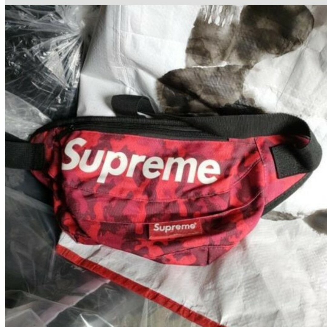 【美品】Supreme(シュプリーム) ボディーバック メンズのバッグ(ボディーバッグ)の商品写真