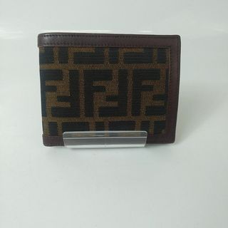 フェンディ(FENDI)の【FENDI★B評価】二折り財布 ズッカ柄 レディース ブランド 正規品 中古品(財布)