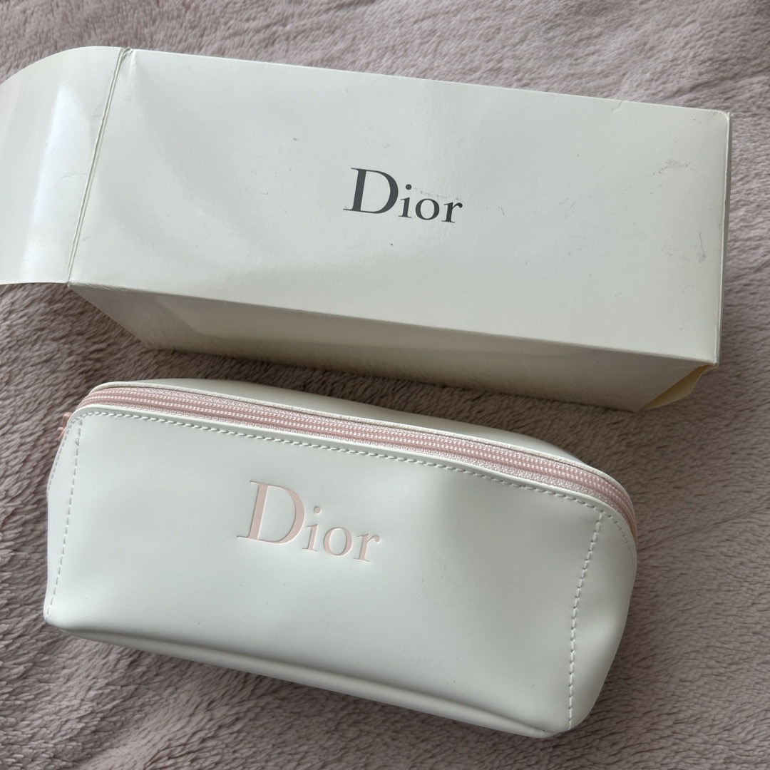 Dior(ディオール)のDior ポーチ レディースのファッション小物(ポーチ)の商品写真