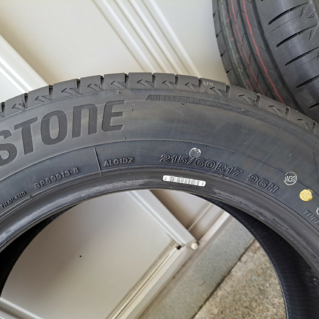 BRIDGESTONE(ブリヂストン)の送料無料　ブリヂストン　タイヤ 自動車/バイクの自動車(タイヤ)の商品写真