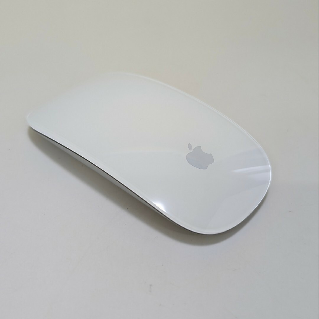 Apple(アップル)のAPPLE MAGICMOUSE MB829J/A アップル純正マジックマウス スマホ/家電/カメラのPC/タブレット(その他)の商品写真