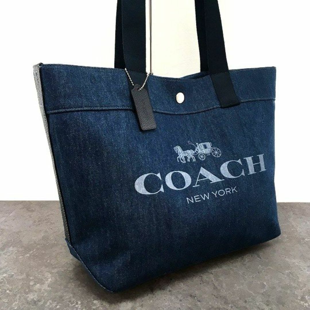 COACH(コーチ)の未使用品 COACH トートバッグ F67415 デニム A4対応 408 レディースのバッグ(トートバッグ)の商品写真