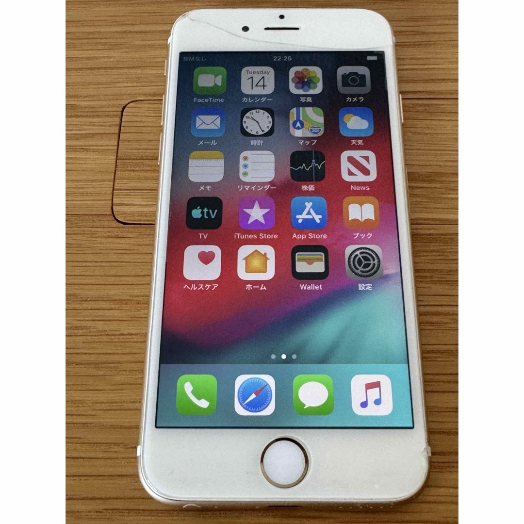 iPhone6 docomo 64GB ゴールド　ジャンク扱い スマホ/家電/カメラのスマートフォン/携帯電話(スマートフォン本体)の商品写真