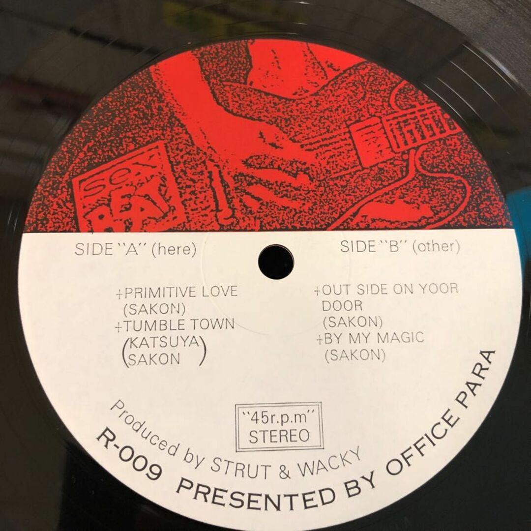 3-#LP STRUT I WANNA BE YOUR SEX BEAT R-009 ディスクキズ有 サイコビリー ネオロカ ロック ポップス PRIMITIVE LOVE TUMBLE TOWN エンタメ/ホビーのエンタメ その他(その他)の商品写真