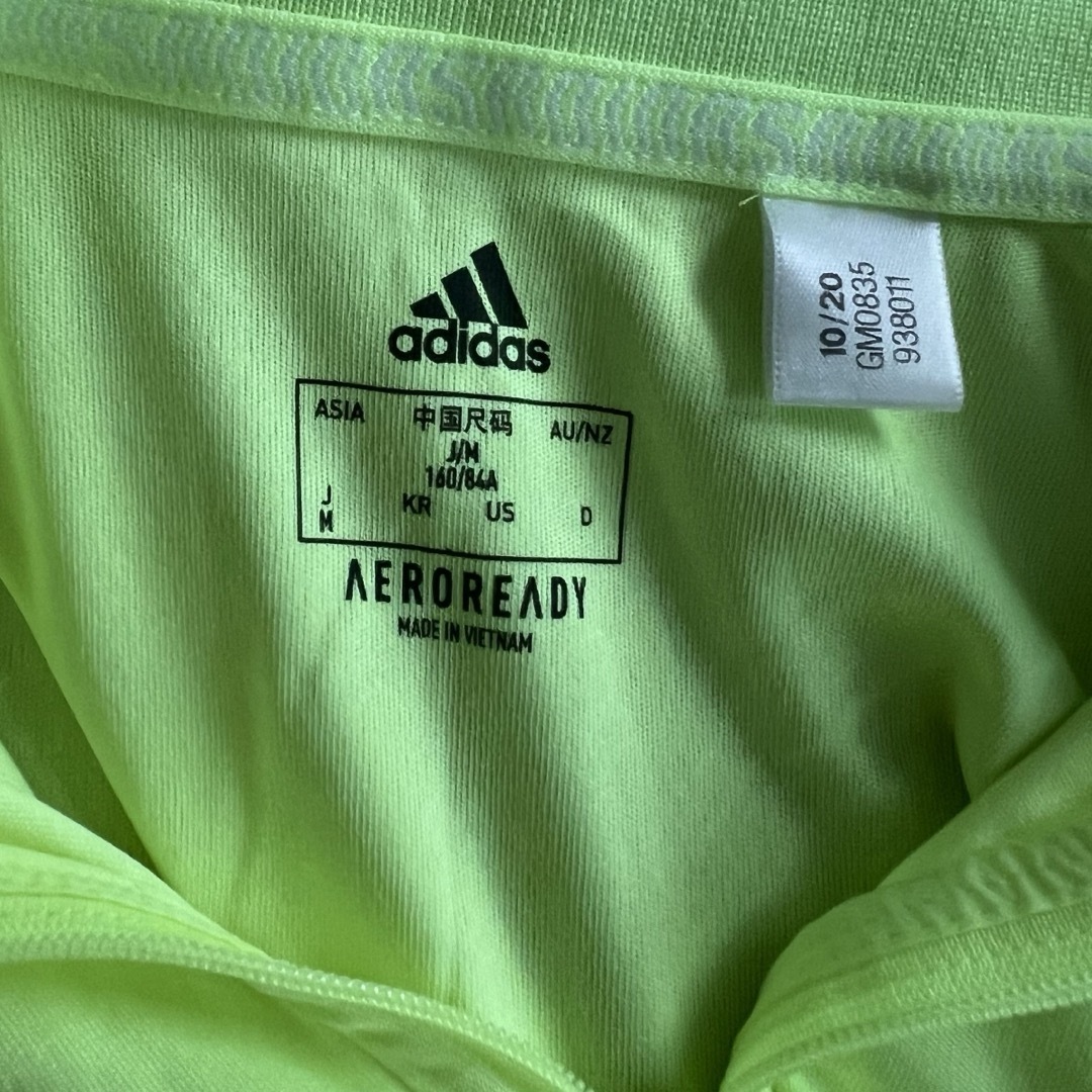 adidas(アディダス)のアディダス 黄緑 緑 ワンピース 蛍光 ゴルフ スポーツ/アウトドアのゴルフ(ウエア)の商品写真