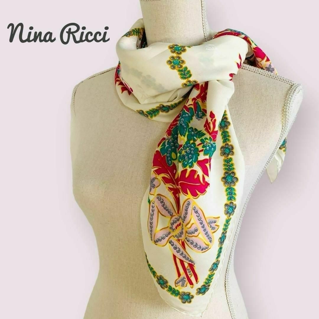 NINA RICCI(ニナリッチ)のニナリッチ 未使用級 SILK スカーフ 花柄 フラワー オフホワイト レディースのファッション小物(バンダナ/スカーフ)の商品写真