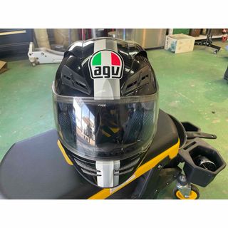 エージーブイ(AGV)のAGV、フルフェイス、Lサイズ、ロッシレプリカ、SWORD(ヘルメット/シールド)