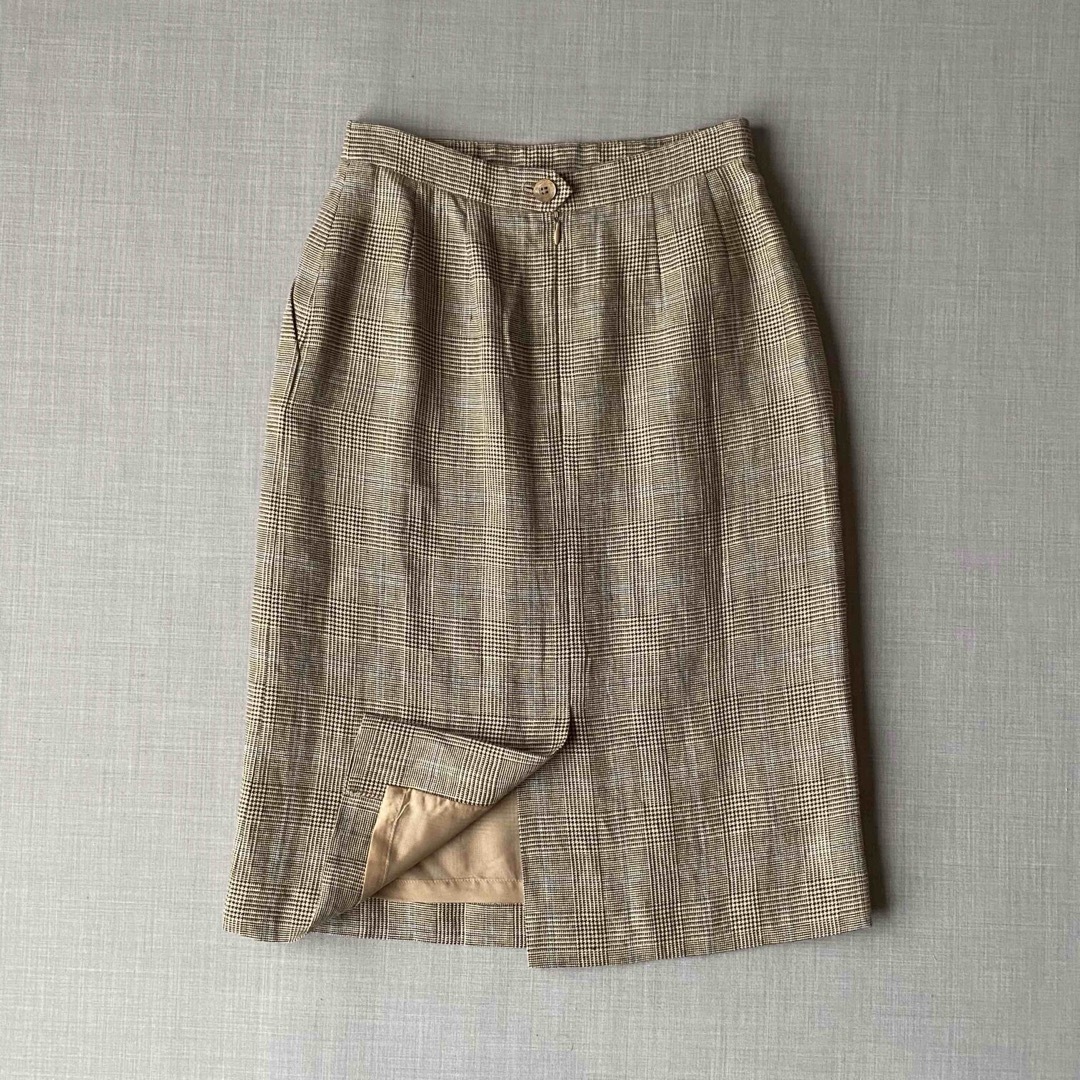 AQUA SCUTUM(アクアスキュータム)のAquascutum OF LONDON レディースのスカート(ひざ丈スカート)の商品写真