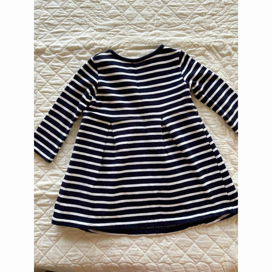 BeBe(ベベ)のBeBe ワンピース　90 ボーダー　ネイビー キッズ/ベビー/マタニティのキッズ服女の子用(90cm~)(ワンピース)の商品写真