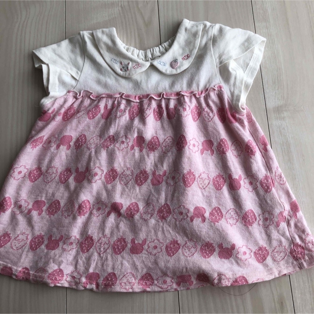 coeur a coeur(クーラクール)のクーラクール　いちごTシャツ　90.100cm キッズ/ベビー/マタニティのキッズ服女の子用(90cm~)(Tシャツ/カットソー)の商品写真