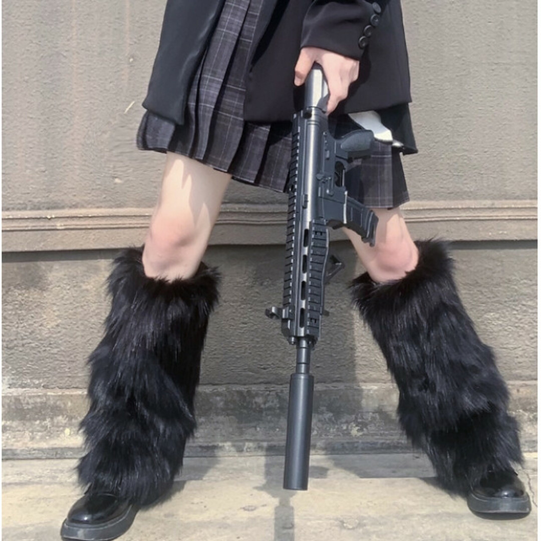 ファーレッグウォーマー 黒 ふわふわ ルーズソックス コスプレ 制服 防寒 レディースのレッグウェア(レッグウォーマー)の商品写真