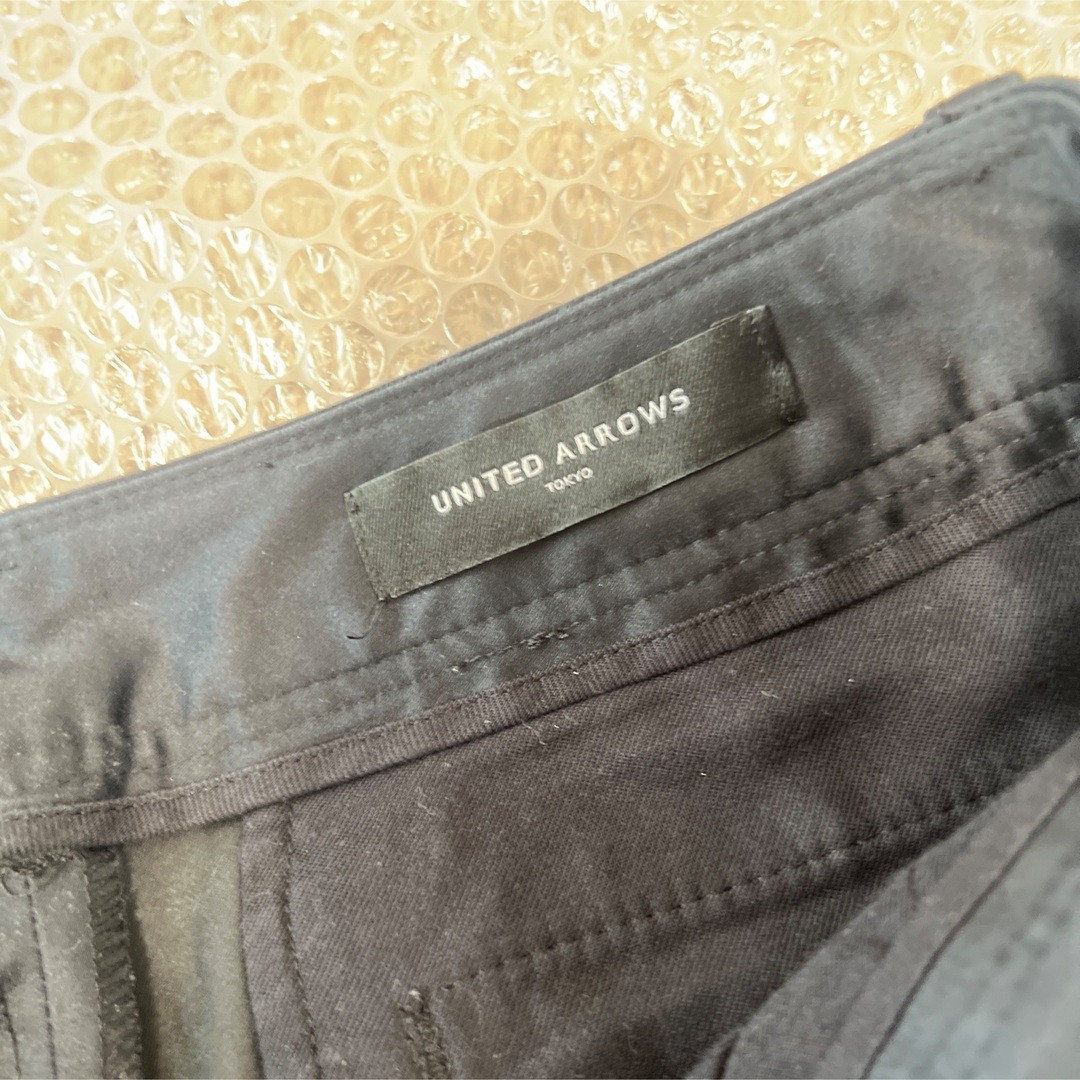 UNITED ARROWS(ユナイテッドアローズ)のUNITED ARROWS　ユナイテッドアローズ　パンツ　ブラック　黒　7分丈 レディースのパンツ(カジュアルパンツ)の商品写真