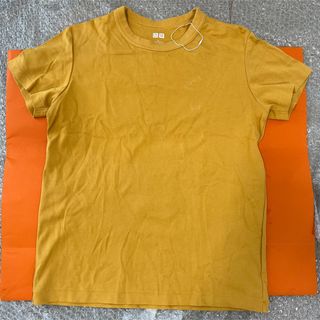 ユニクロ(UNIQLO)の【訳あり】未使用　UNIQLO ユニクロ　Tシャツ　黄土色　半袖　半袖Tシャ(Tシャツ(半袖/袖なし))