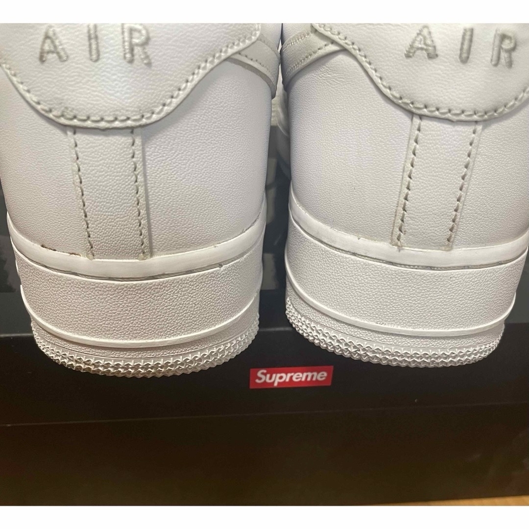 Supreme(シュプリーム)の【美品】Supreme × Nike Air Force 1 Low White メンズの靴/シューズ(スニーカー)の商品写真