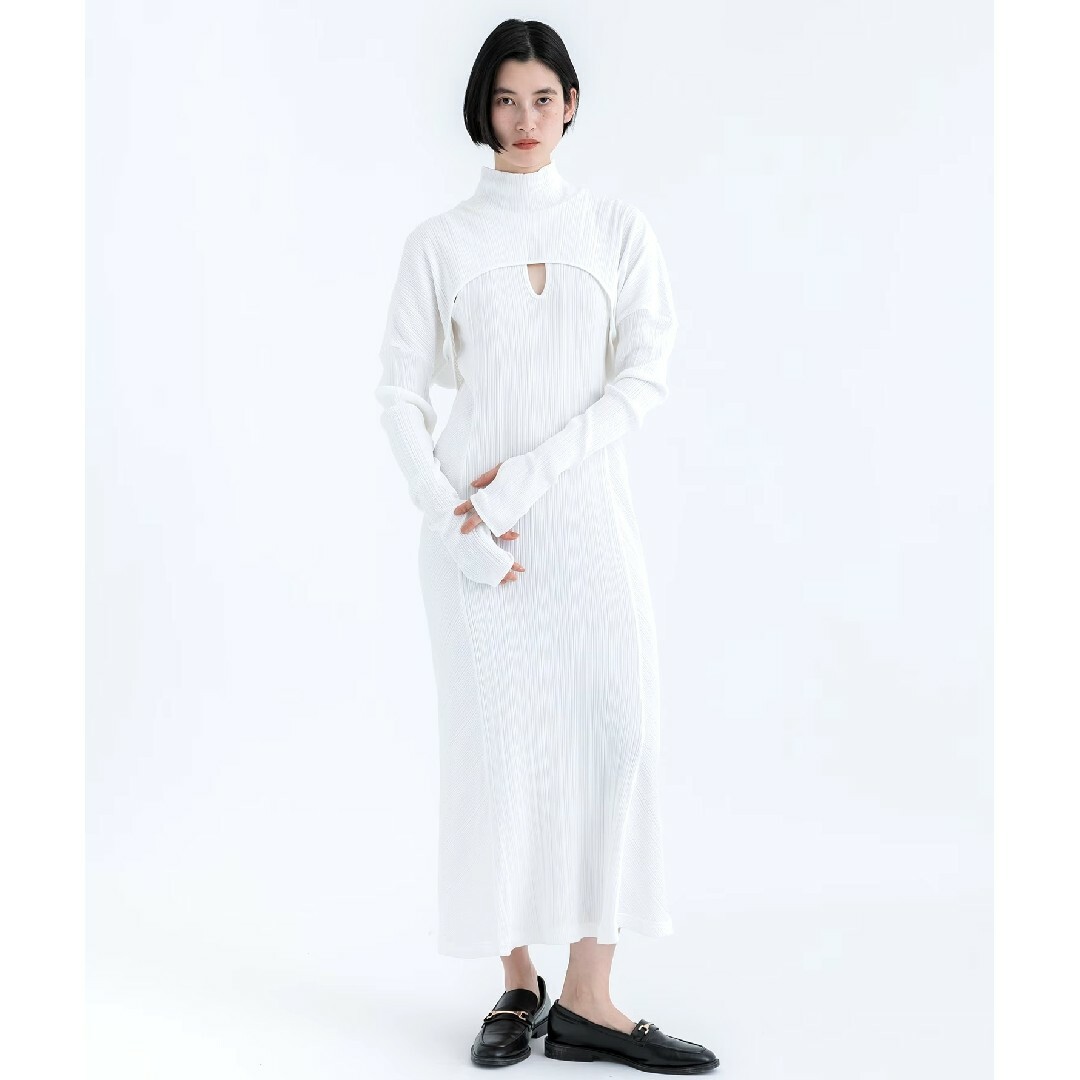 mame(マメ)のmame Random Ribbed Organic Cotton Dress レディースのワンピース(ロングワンピース/マキシワンピース)の商品写真