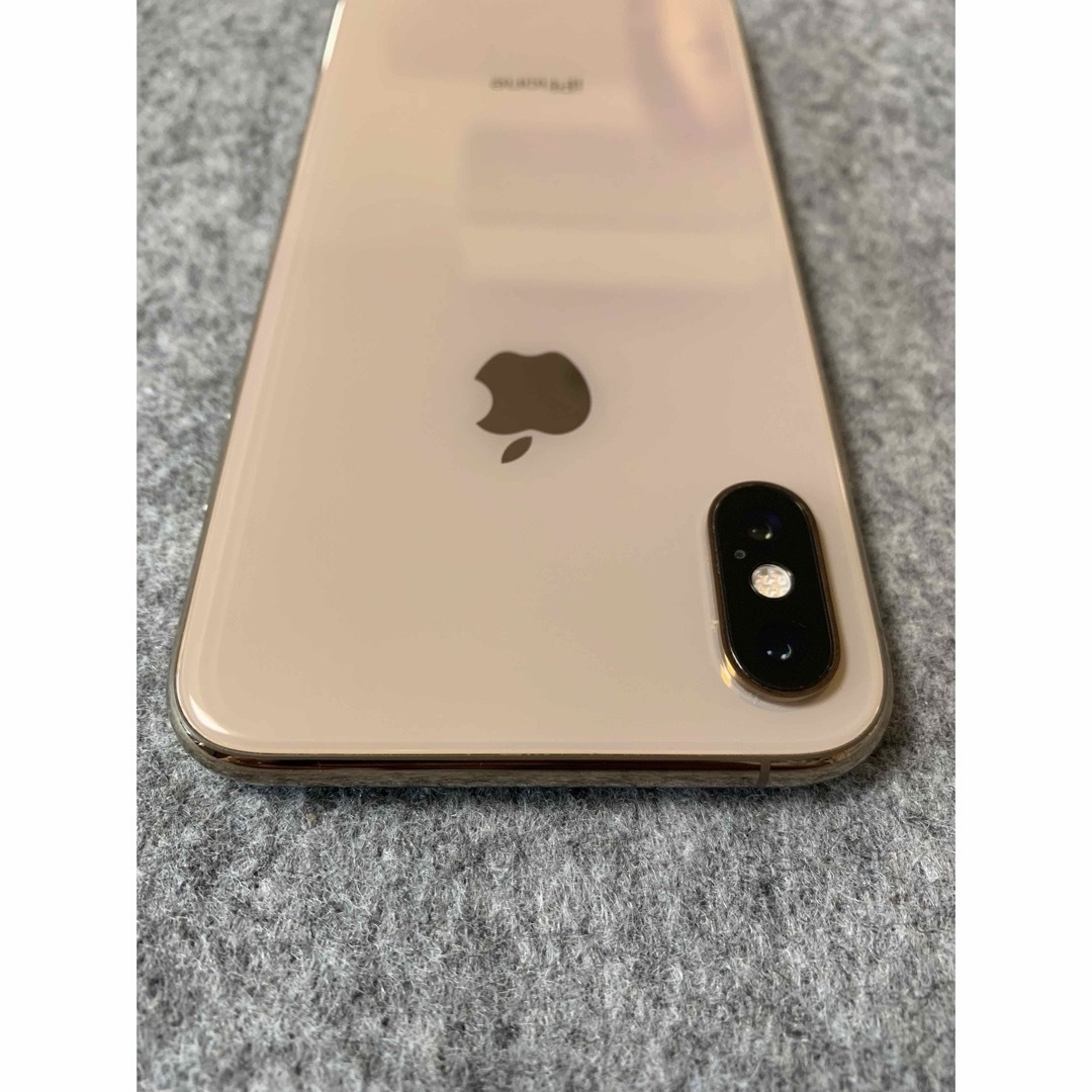 美品 国内版 simフリー iPhoneXS 256GB ゴールド色 スマホ/家電/カメラのスマートフォン/携帯電話(スマートフォン本体)の商品写真