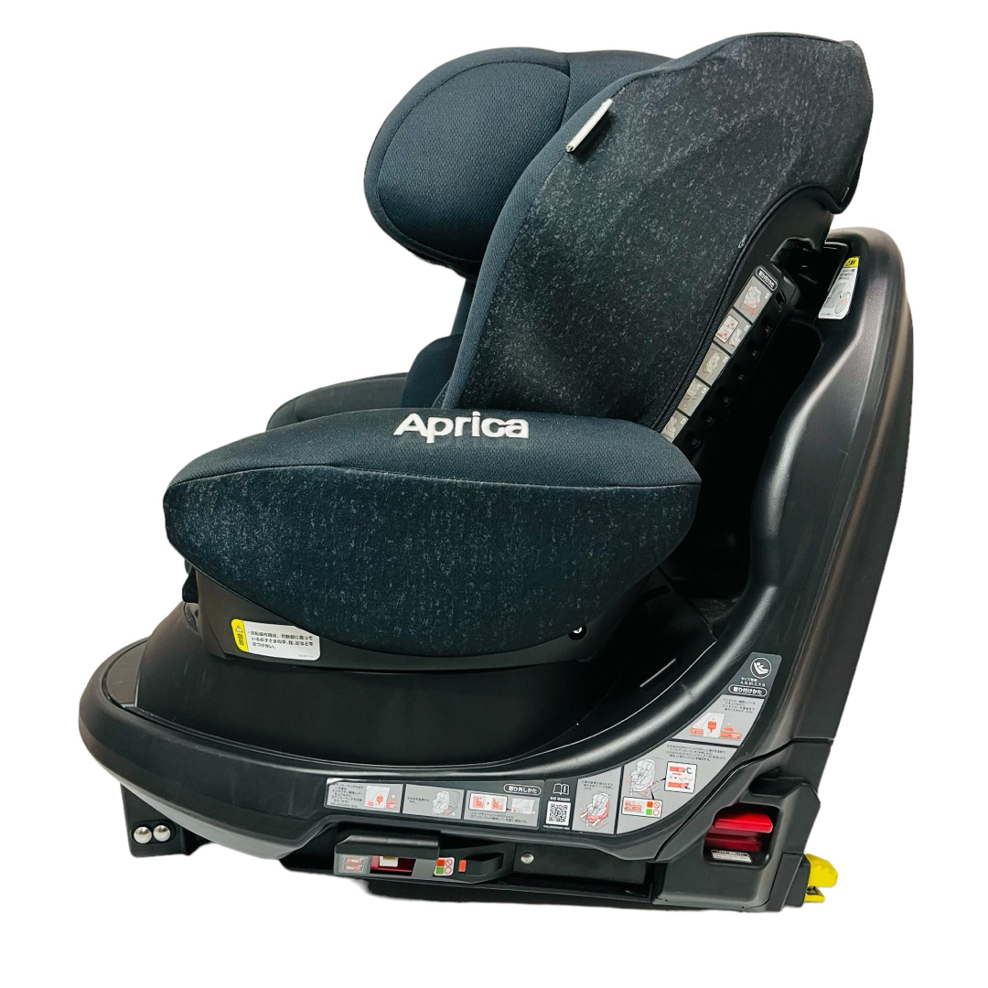 Aprica(アップリカ)のアップリカ ディアターンプラス ISOFIX デニムブラック 2079530 キッズ/ベビー/マタニティの外出/移動用品(自動車用チャイルドシート本体)の商品写真