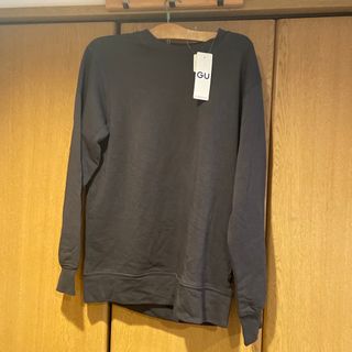 ジーユー(GU)のGU ソフトスウェット　シャツ　タグ付き　未使用　グレー(Tシャツ/カットソー(七分/長袖))