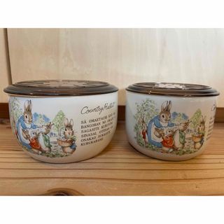 ピーターラビット(PETER RABBIT（TM）)の カントリーラビット　Country Rabbitタッパ　陶器食器　2個セット(食器)