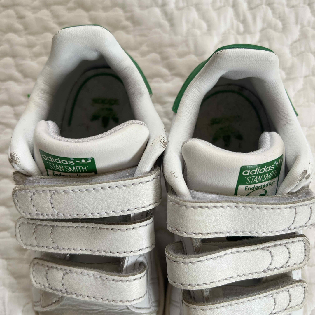 adidas(アディダス)のadidas キッズ stan smith 14cm キッズ/ベビー/マタニティのベビー靴/シューズ(~14cm)(スニーカー)の商品写真