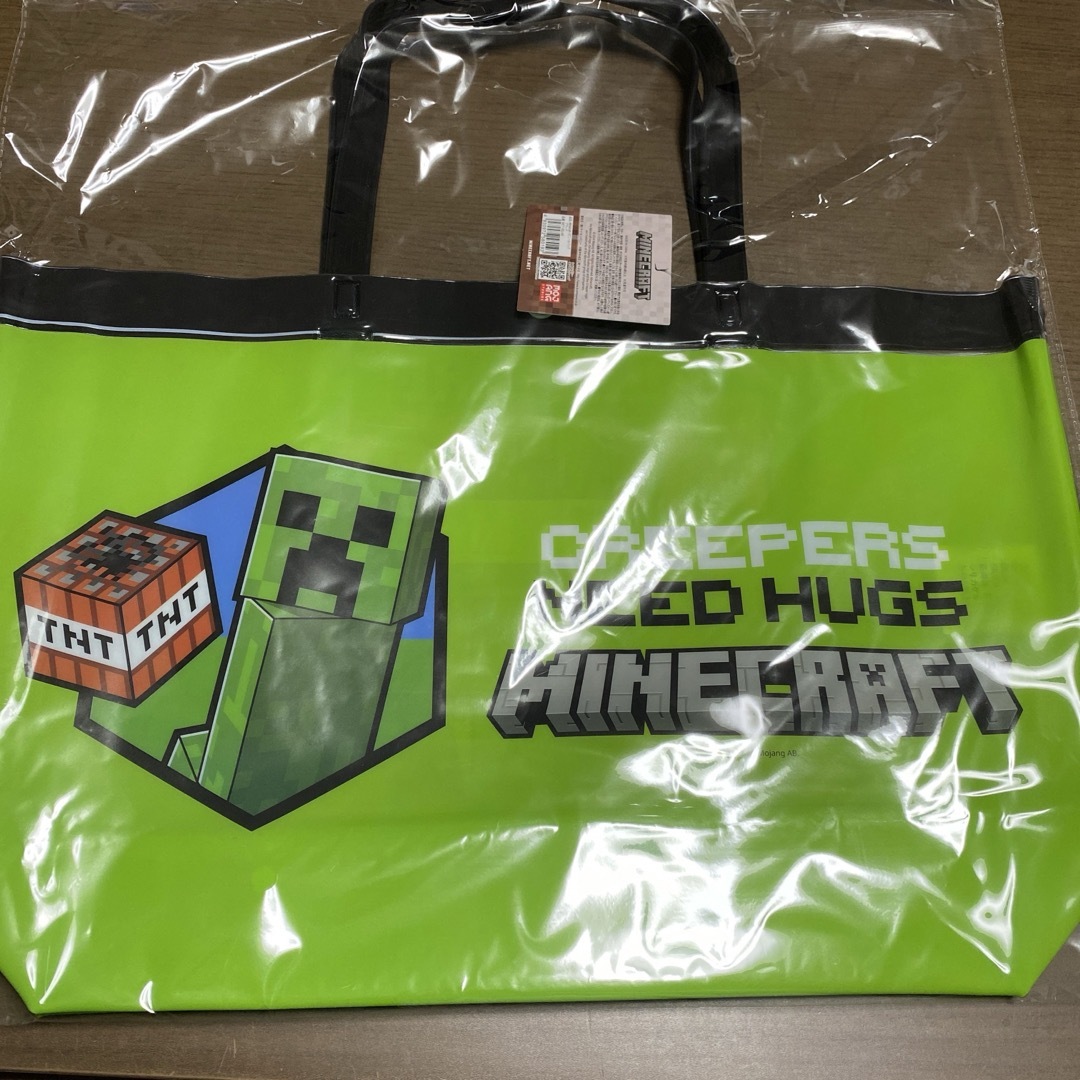 新品　Minecraft マイクラ　マインクラフト　プールバッグ　ビニールバッグ キッズ/ベビー/マタニティのこども用バッグ(その他)の商品写真