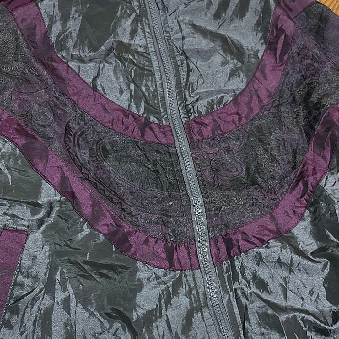 ナイロンジャケット 短丈 チャコールグレー パープル M メンズのジャケット/アウター(ナイロンジャケット)の商品写真