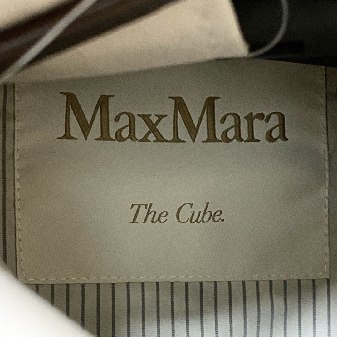 Max Mara(マックスマーラ)の新品未使用！送料込み★Max Mara★トレンチコート Titrench レディースのジャケット/アウター(トレンチコート)の商品写真