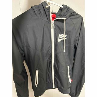 ナイキ(NIKE)のNIKEウィンドブレーカー(パーカー)