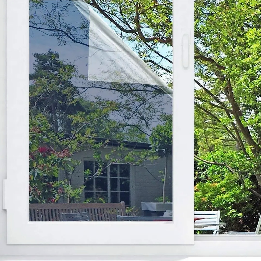 【0.9m×50m】シルバー 窓 ミラーフィルム インテリア/住まい/日用品のカーテン/ブラインド(ブラインド)の商品写真