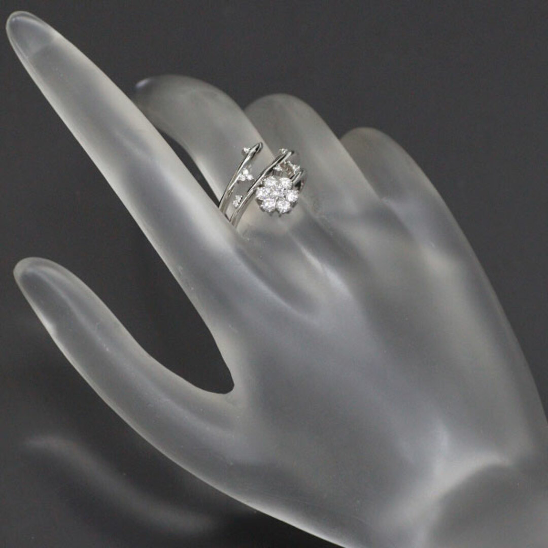 K18WG ダイヤモンド リング 0.52ct　フラワー レディースのアクセサリー(リング(指輪))の商品写真